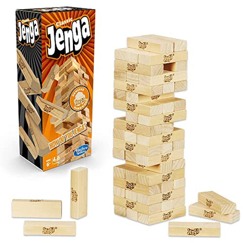 O Jenga Dos Jogos Dos Amigos Em Casa, a Torre Caiu Imagem de Stock