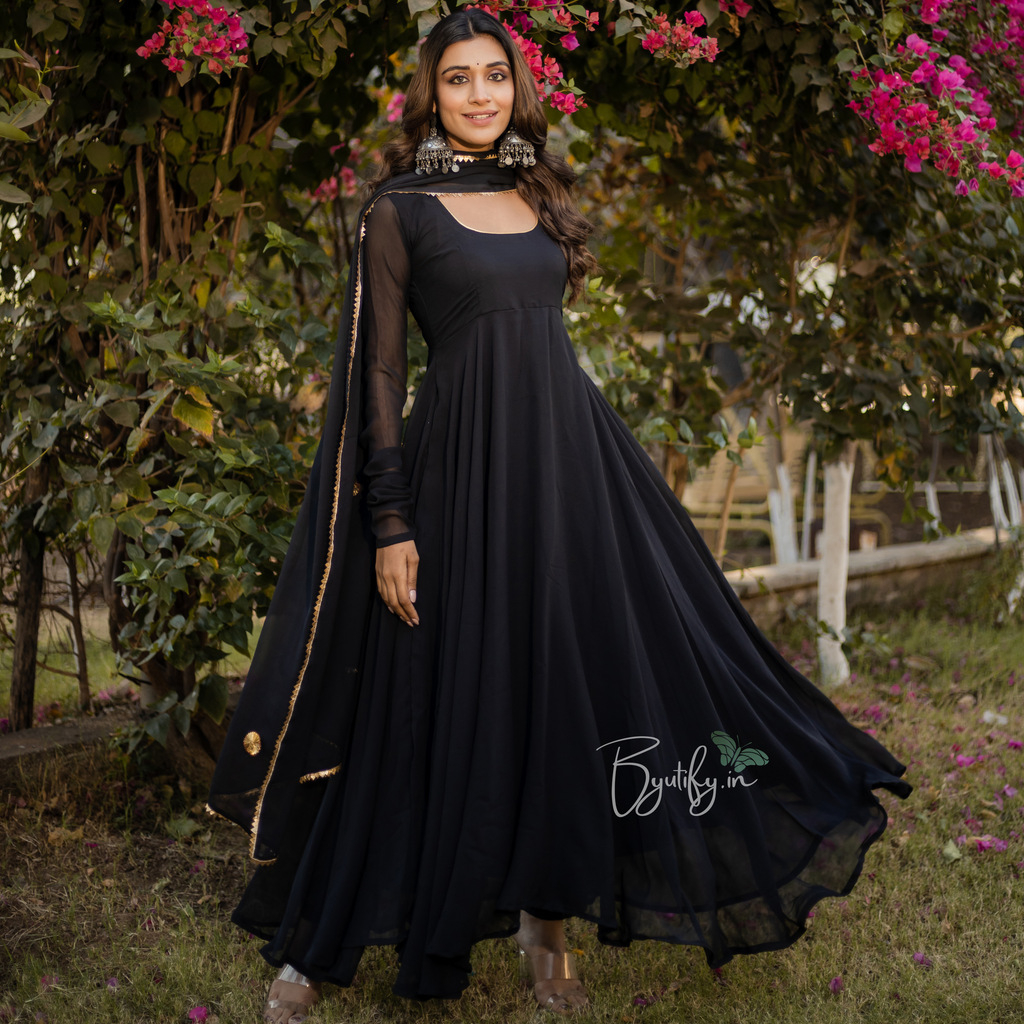 Beautiful Black Color Faux Georgette Anarkali Suit With Thred Work For –  Lehenga Closet