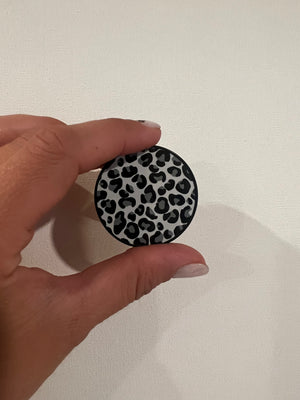 Gray Leopard Pop Socket - C. Marie Co.