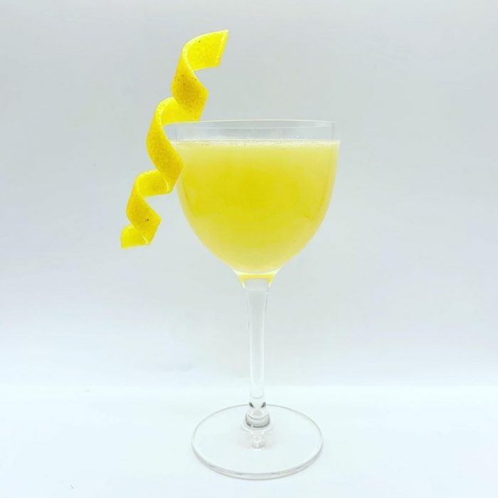 corpse reviver gin cocktail