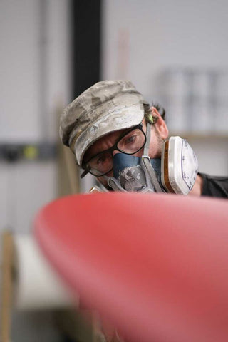 Matia Zulberti polishing a surftable