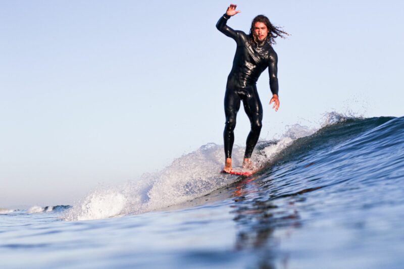 Mosteiro surfing a wave