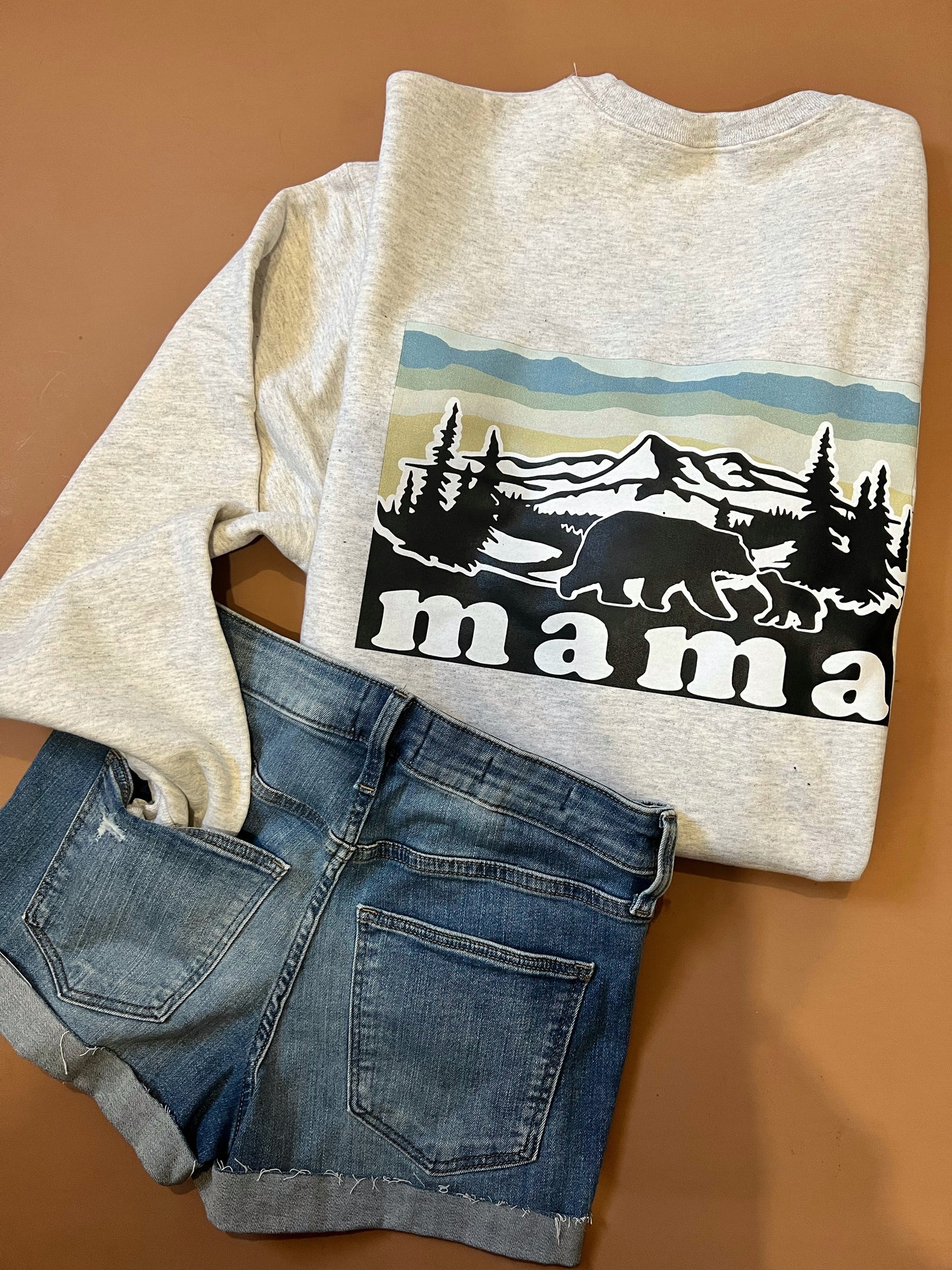 MAMA BEAR - Oatmeal crew swatshirt