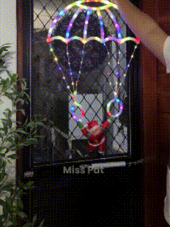 Papá Noel Paracaidista en acción