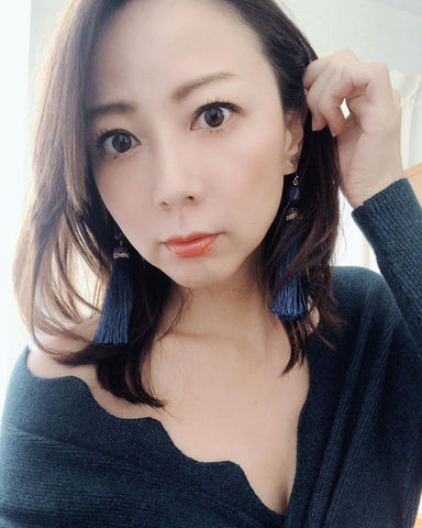 Shiho hibi wears Farra lapis lazuli tassel earrings NPE014