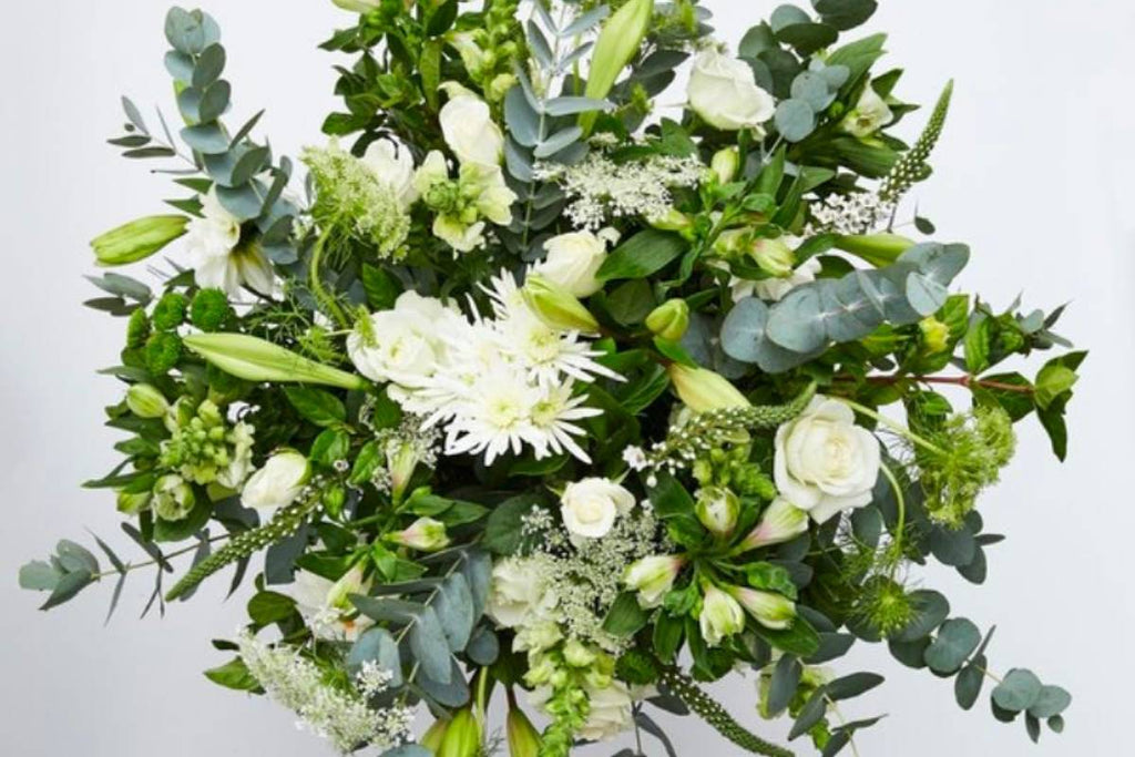 flower delivery in cape town, white flowers, lilies, stunning blooms, roses