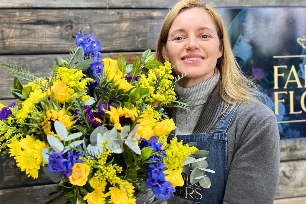 happy birthday wishes, wonderful birthday, bouquet, woman smiling, yellow flowers