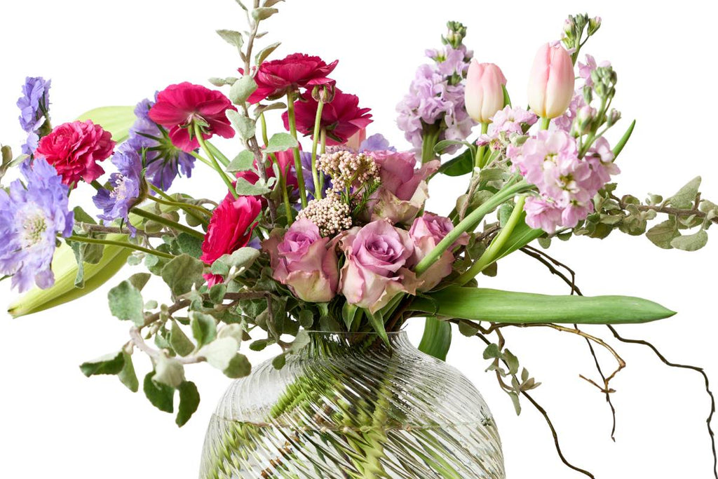 modern flower arrangements, same day delivery, cape town, suburbs, skilled florists