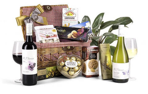 Picnic Chest gift hamper