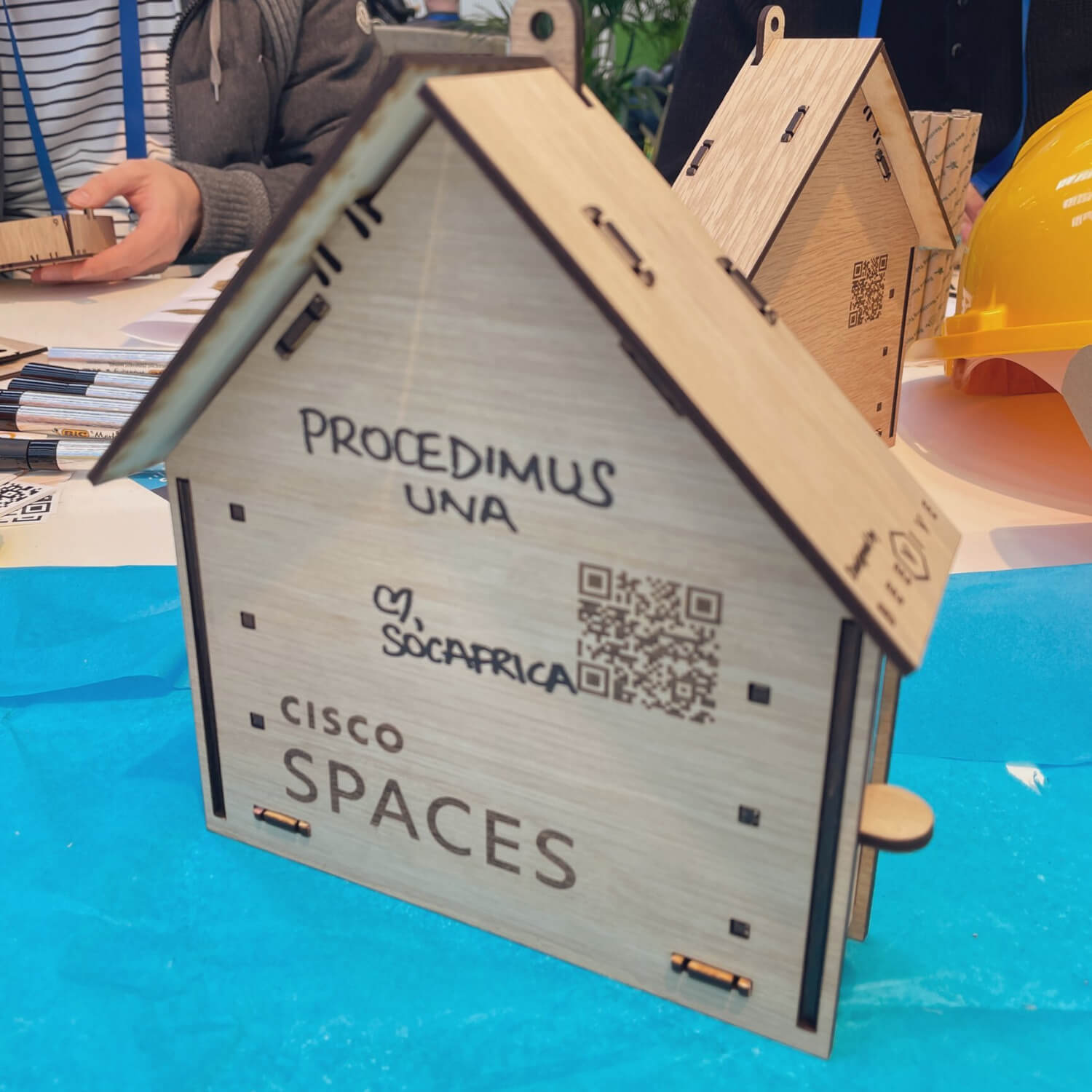 procedimus una bee hotels made for cisco spaces event