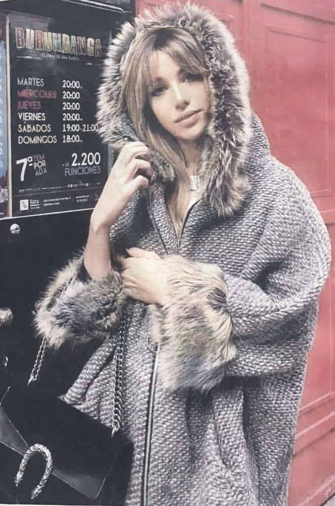 Abrigo esquimal de lana gris con capucha pelo - Valentina Del Sur