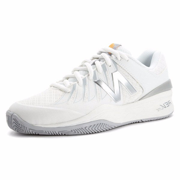 new balance white tennis shoes womens