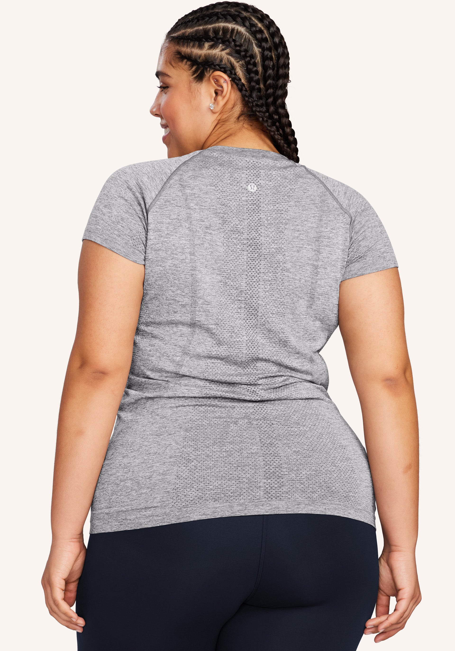 https://cdn.shopify.com/s/files/1/0717/4701/files/SwiftlyTechShortSleeve2.0-GREY-size-12-size-14-size-16-size-18-size-20-4-Back_3ee97b51-9ece-4532-b35e-2615dcb41d3c.jpg?v=1702479421