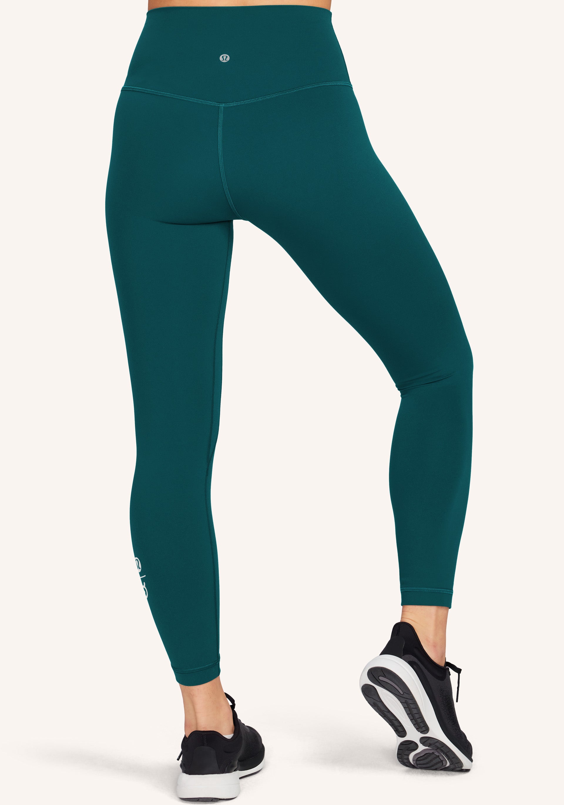 Lululemon super high nulu flared groove pant review-5 - Agent Athletica