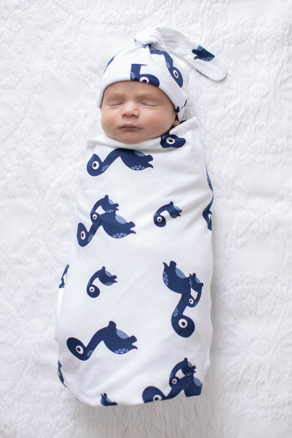 Annabelle Delivery Robe & Navy Blue Swaddle Blanket Set ...