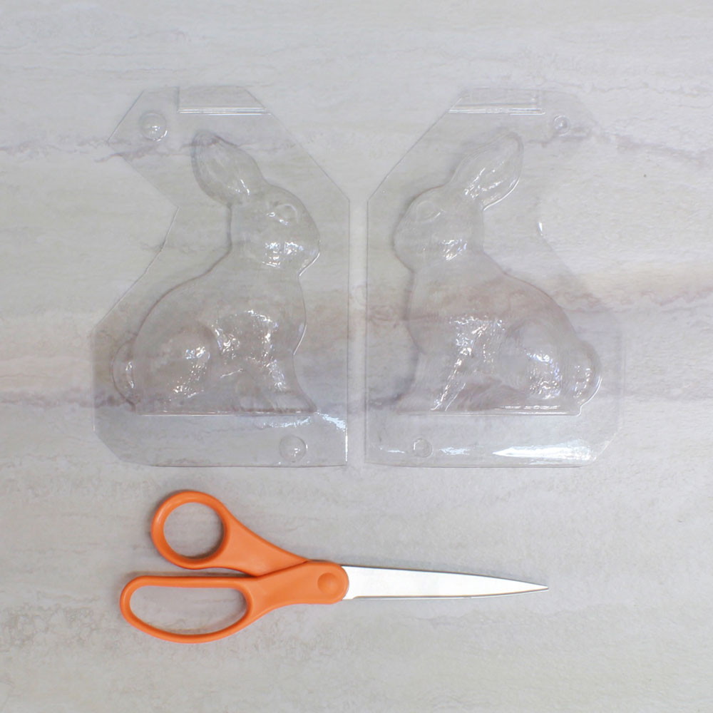 how to make a chocolate bunny with a chocolate mold