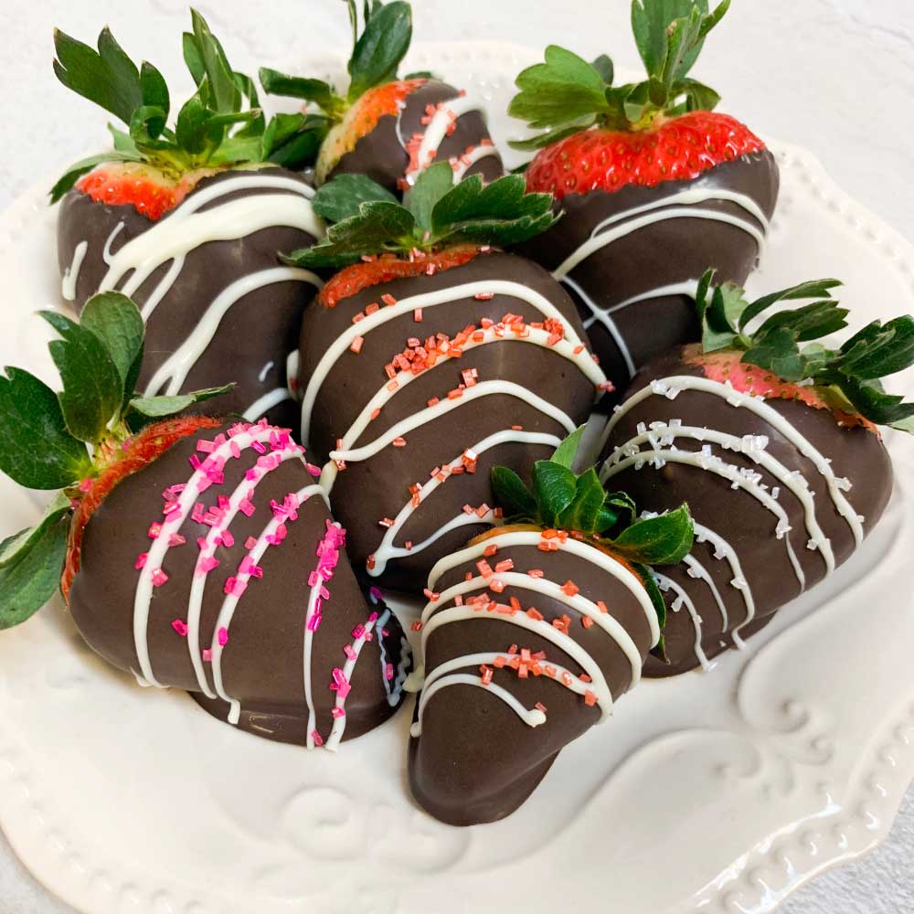 How to make chocolate covered strawberries photo