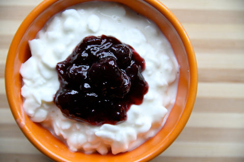 cottage cheese with jam