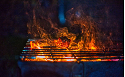 Use ARMEATOR Smart Bluetooth Meat Thermometer to grill the leg of lamb