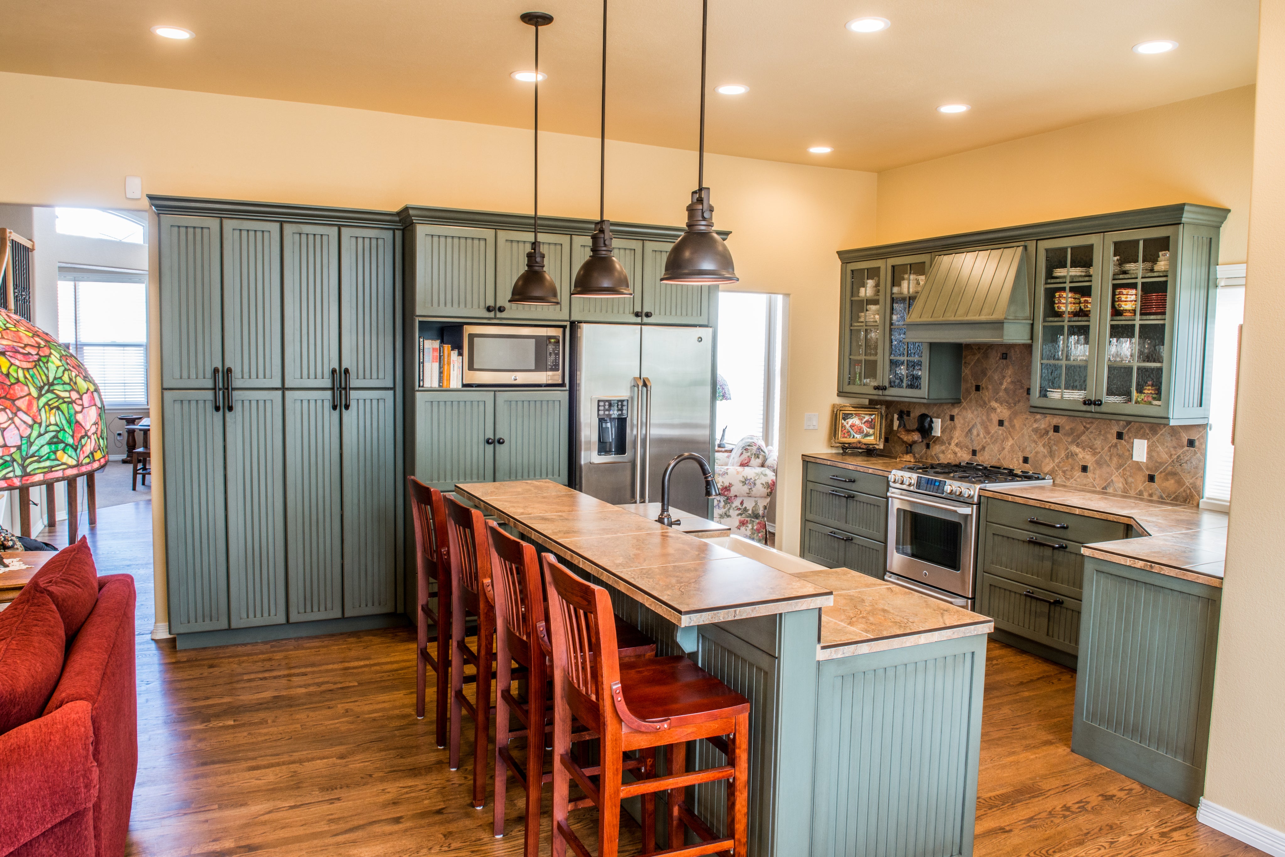 country-styled-modern-kitchen