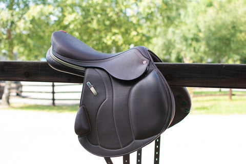 Guide to Buying Jump Saddles