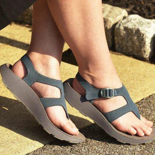 lady in Women's Albion Sandal