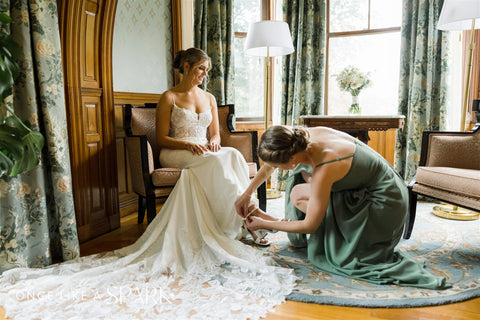 photo of bride getting ready at the Stevens Estate at Osgood Hill in Andover, MA