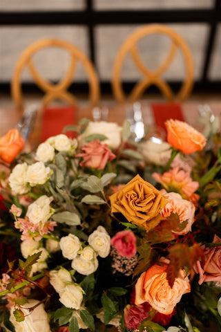 Image of sweetheart table flowers