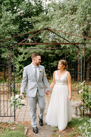 Summer wedding at the Herb Lyceum in Groton - couple photo