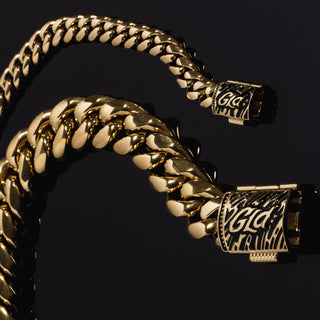 Solid Gold Figaro Link Chain | The Gold Gods