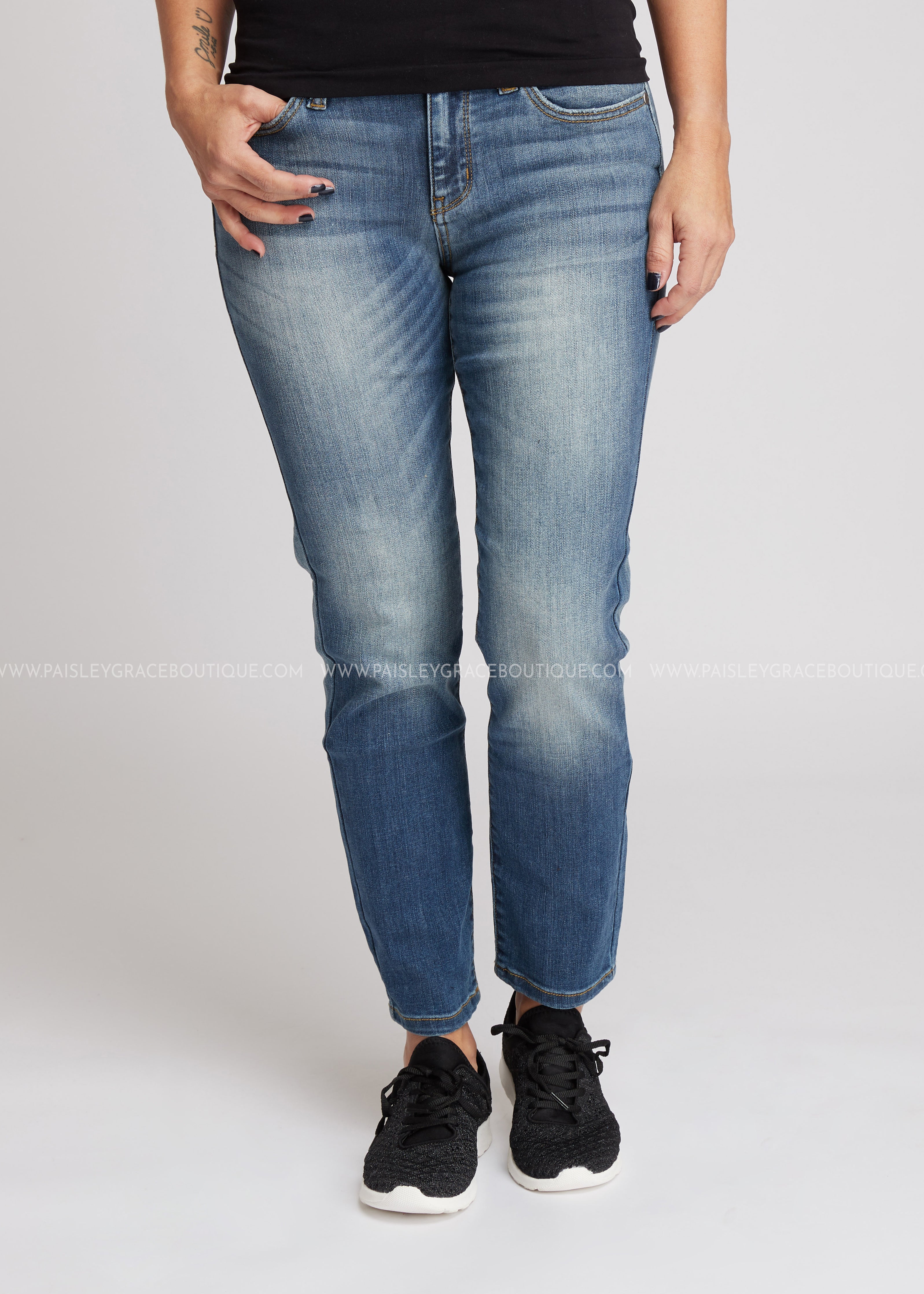 distressed jeans zara