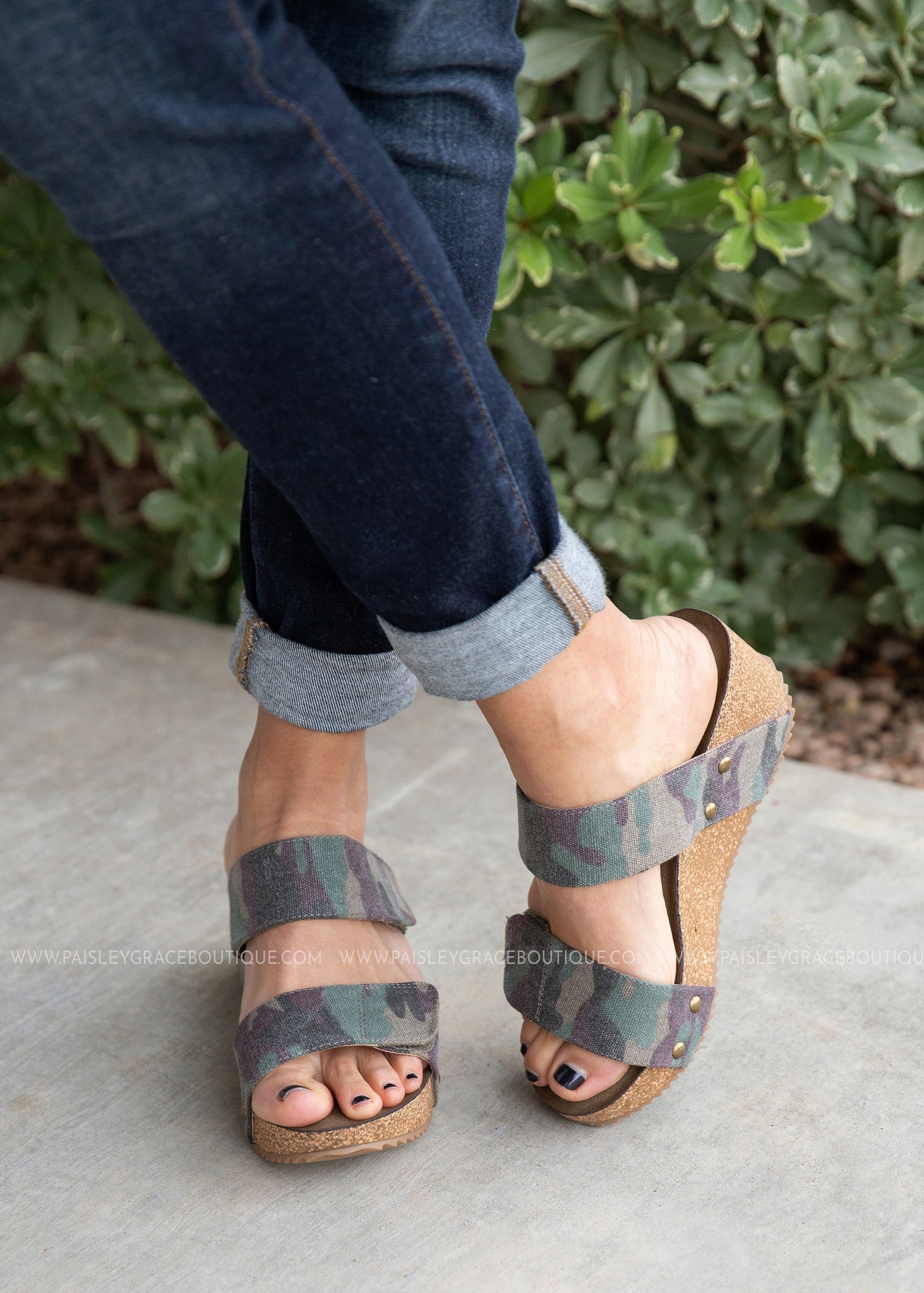 Dina Wedge by Corkys-CAMO – Paisley 