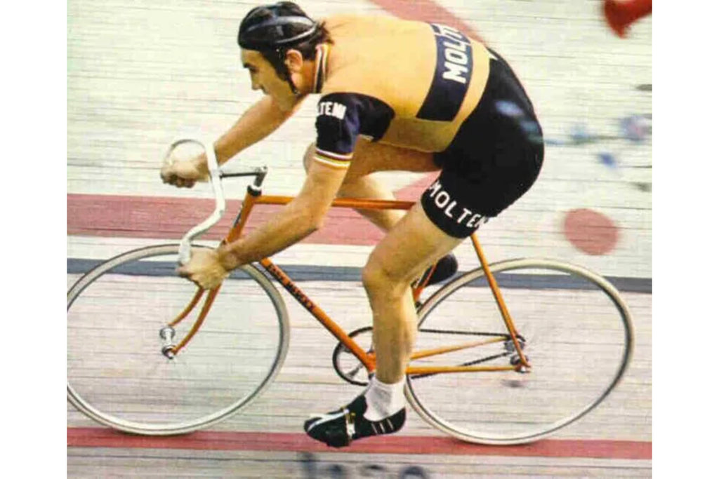 Eddy Merckx’s Hour Record: In 1972, in Mexico City, 49.431 km