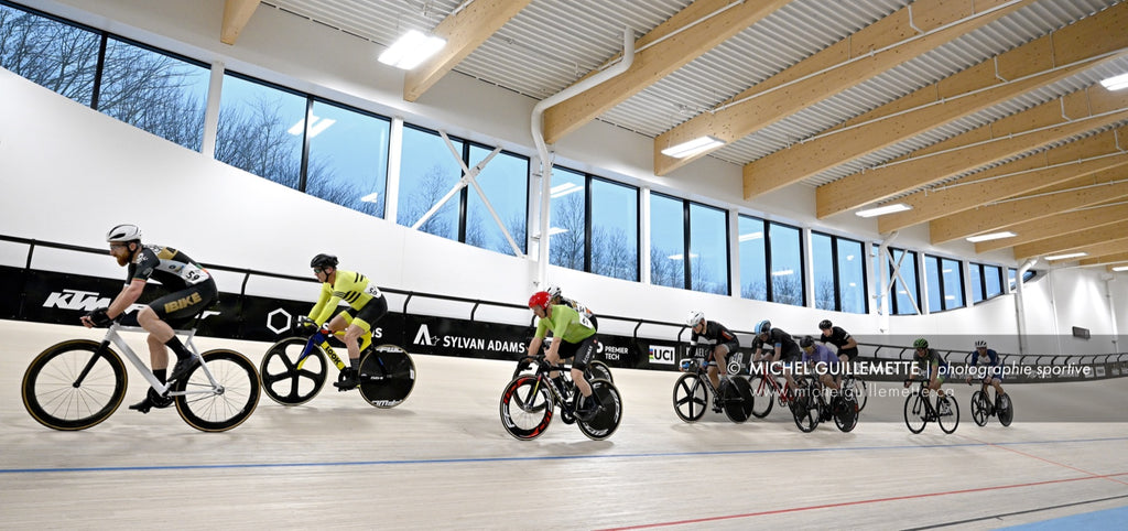 Masters Endurance race at Bromont Velodrome