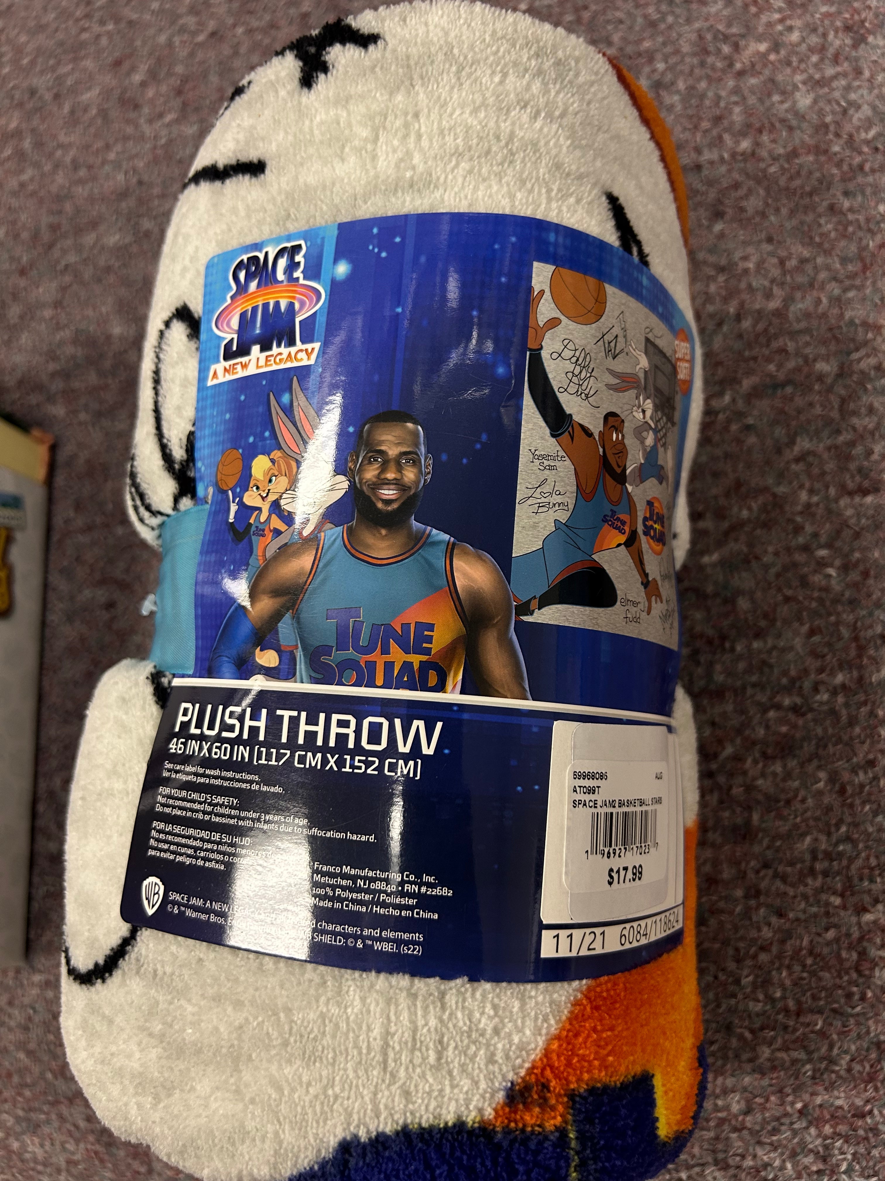 LEBRON JAMES SPACE JAM A NEW LEGACY PLUSH THROW 46X60IN.