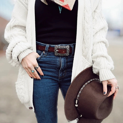 woman wearing Reina Belt