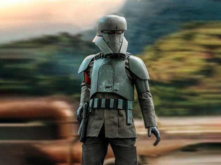 Hot Toys Star Wars The Mandalorian Dark Trooper TMS  Scale