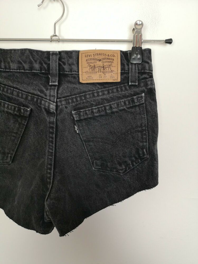 Levi's 550 Denim Shorts - Size W26 UK 6 – Bad Seed Vintage