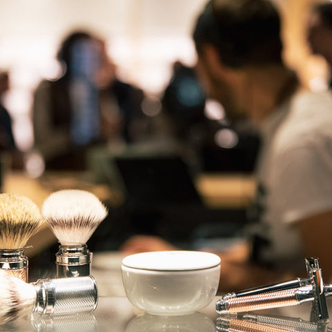 The MÜHLE R89 Razor in Chrome along with the Rose Gold and Black versions sits in the store window along with Traditional Brushes and Porcelain Soap Dish.