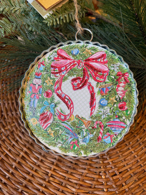 Mini Beck's Traditional Wreath - Ye Peddler Gift Shoppe