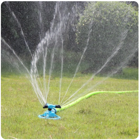 Sprinkler Nozzle 360 Degree Automatic Rotating Water Spray in action.