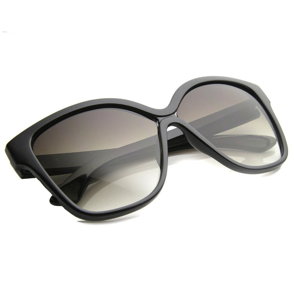 Womens Oversized Sunglasses With Uv400 Protected Gradient Lens Sunglassla