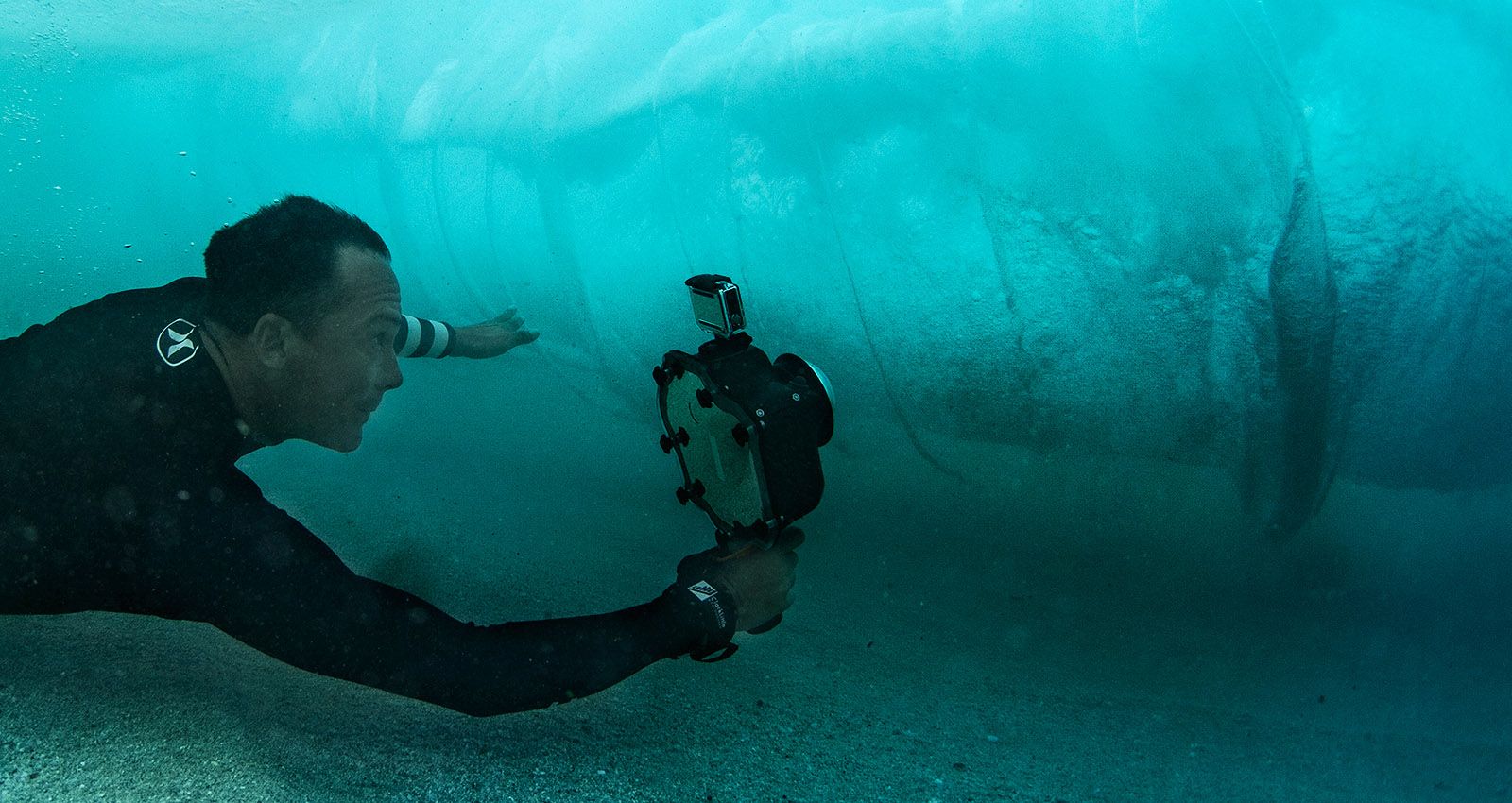 Hurley x Clark Little Underwater Phantom Boardshorts - Clark Little  Photography