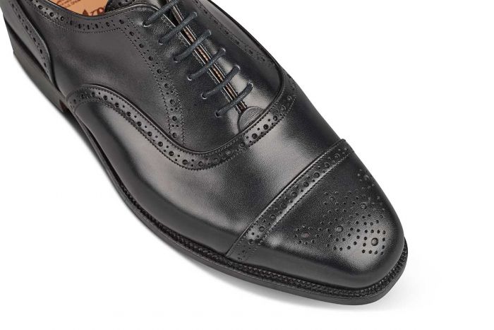 Belgrave Toecap Oxford City Shoe - Black – R E Tricker Ltd