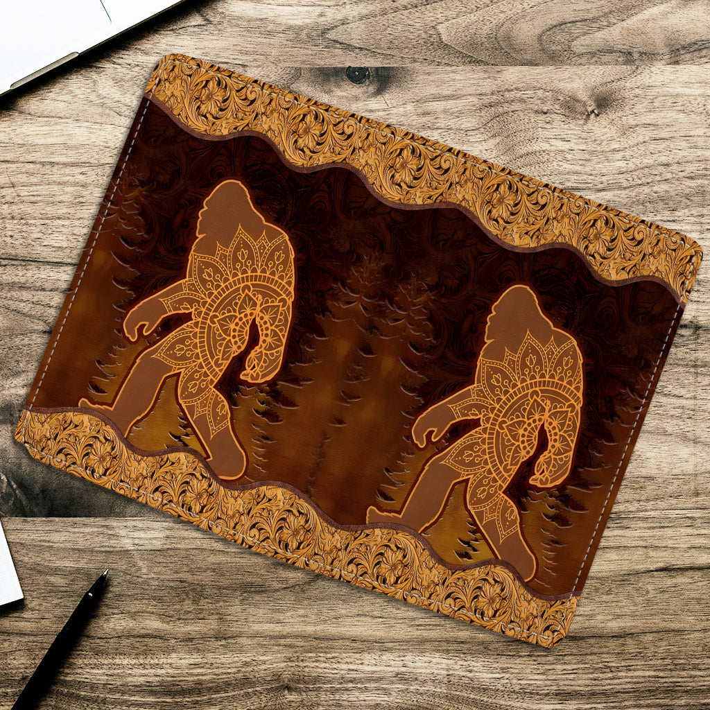 Believer - Bigfoot Passport Holder