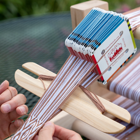 weaving cards on inkle loom