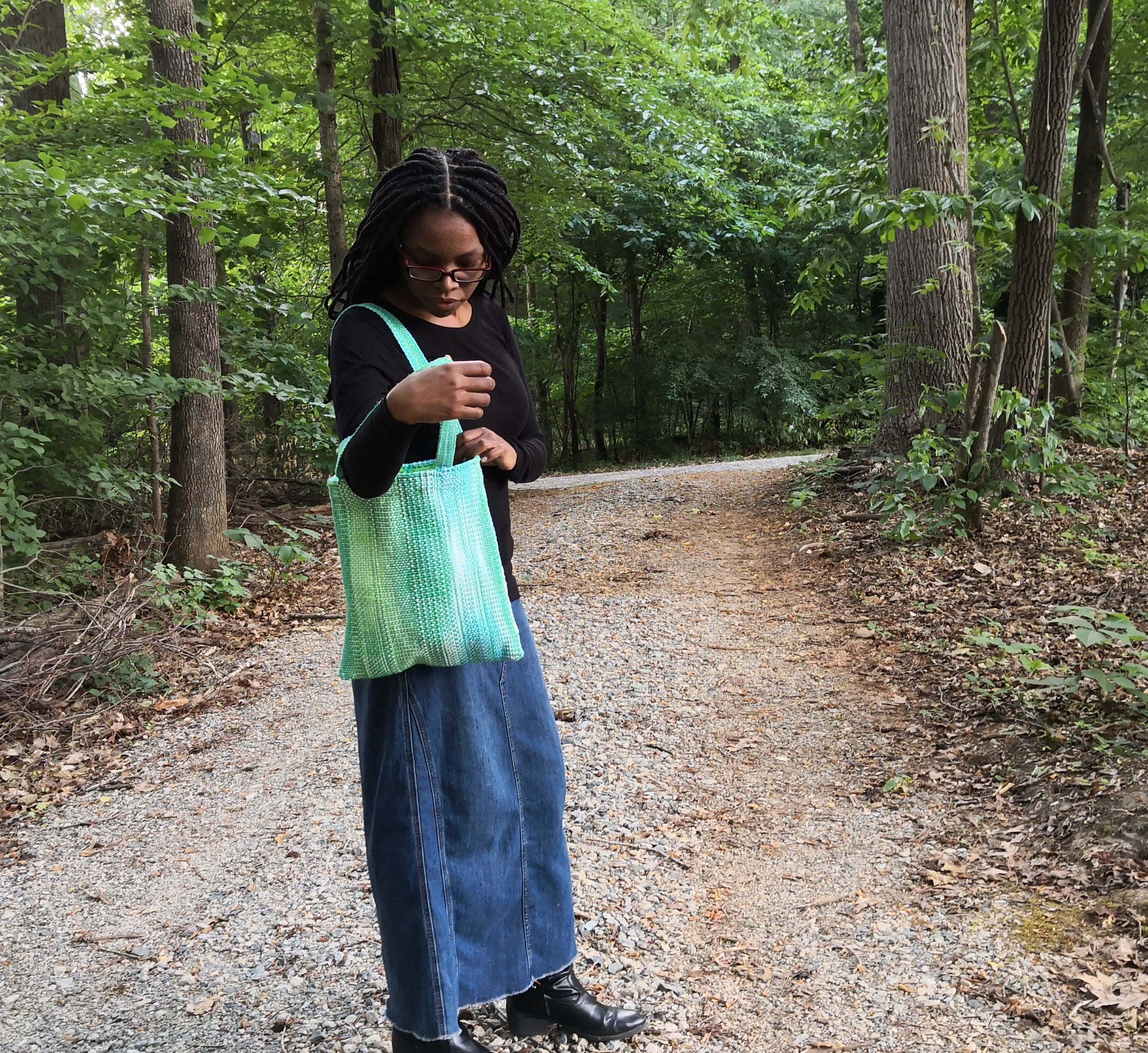 Amy McKnight models her Summer Tote