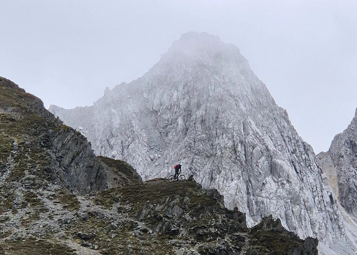 Velduro ambassador Jamie Garrod in China