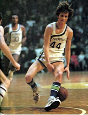 Pistol Pete Maravich Hawks 7041  High-Quality yet Affordable Historic  Prints and Photos