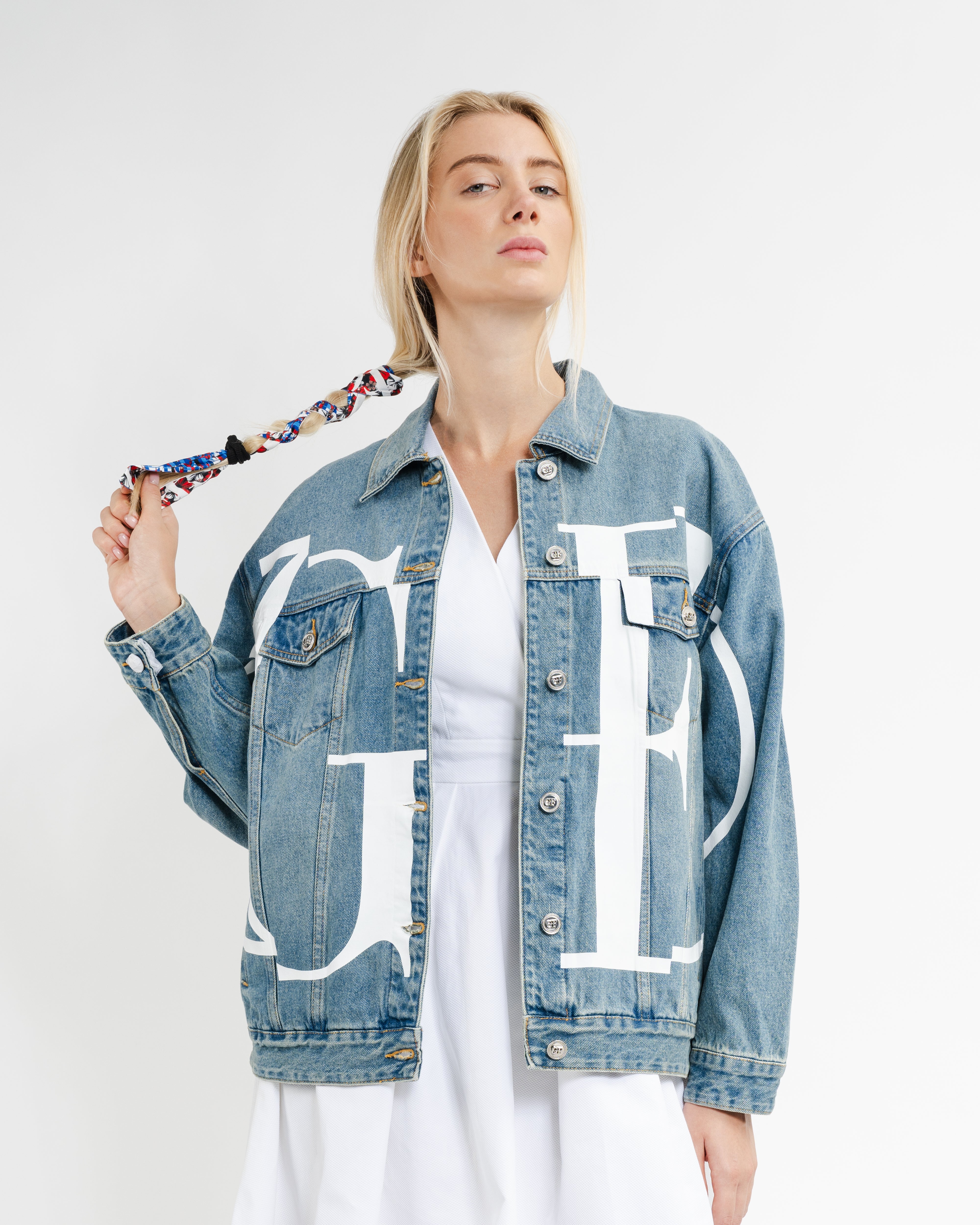 Ace Embellished Denim Jacket – Retrofete